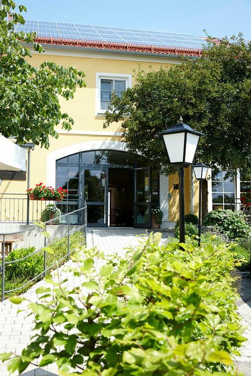 Hotel Eberl Hattenhofen  외부 사진
