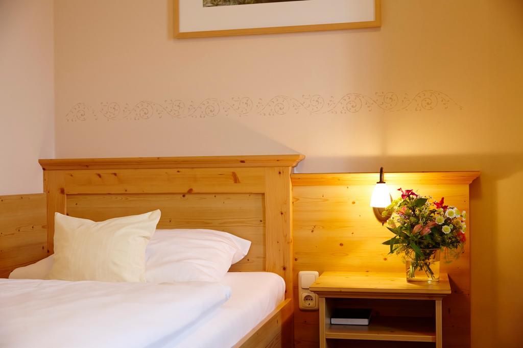 Hotel Eberl Hattenhofen  외부 사진